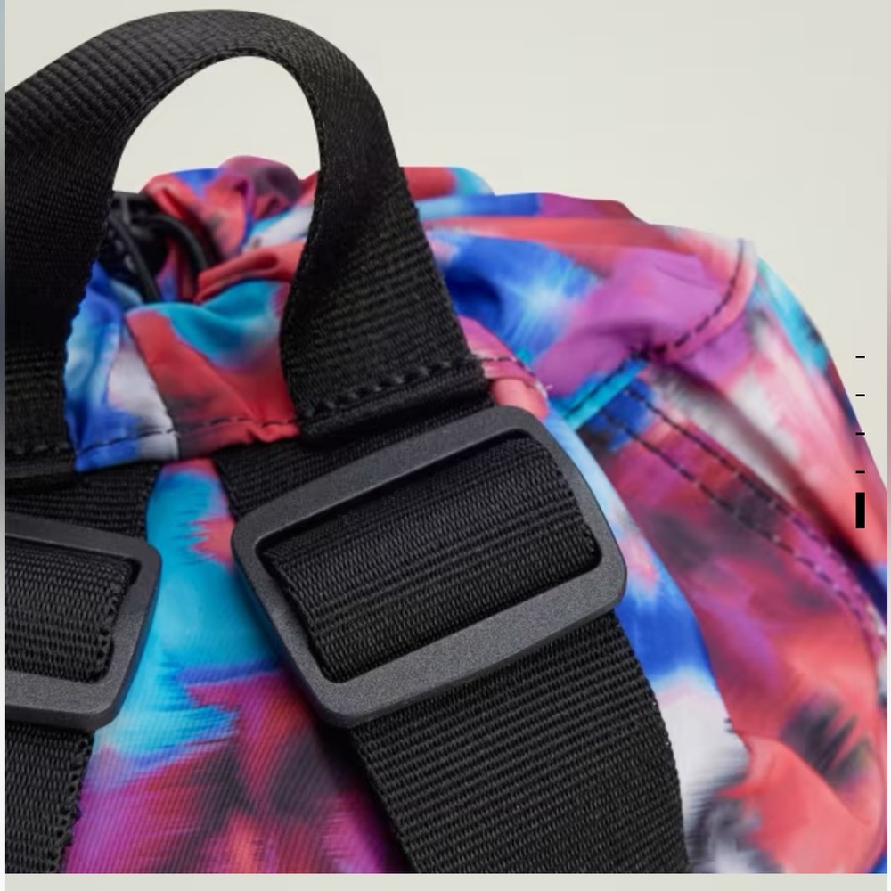 Adidas Stella McCartney backpack bag Floral NWT packable - Picture 4 of 6